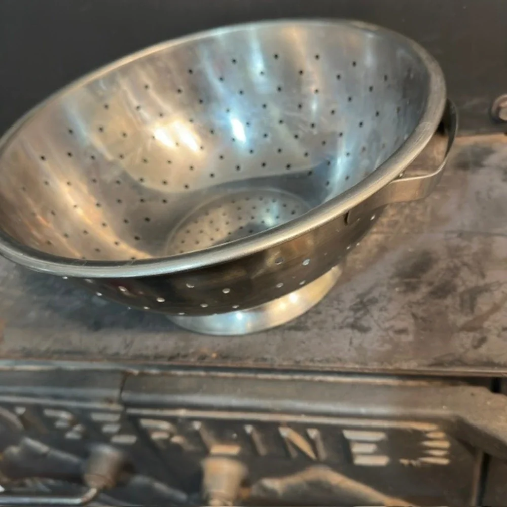 Interpur Vintage 80s Stainless Steel Footed Colander Strainer Korea 11in